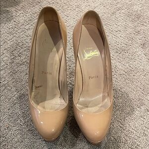 Christian Louboutin Beige Patent Leather Heels
